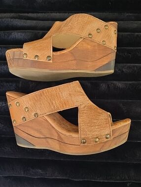Bed Stu Tan Leather Studded Wedge Sandals